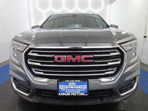 Silver 2023 GMC Terrain SLT