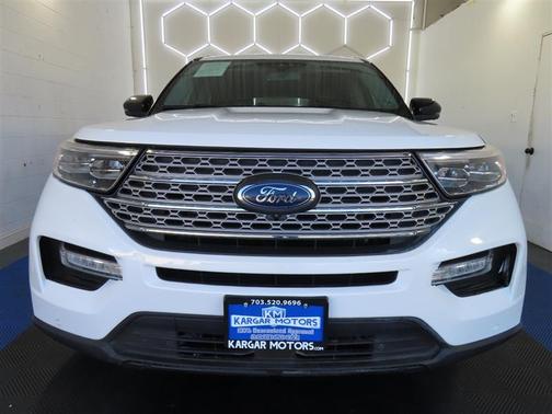 White 2022 Ford Explorer Limited