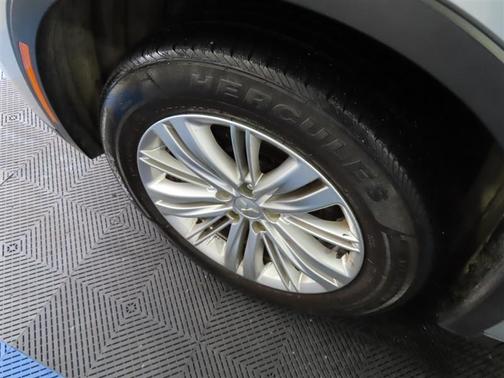 2023 Mitsubishi Outlander ES