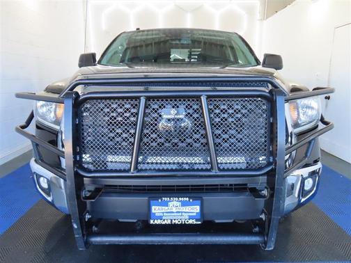 2018 Toyota Tundra SR5