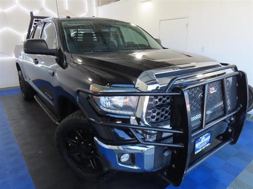 2018 Toyota Tundra SR5
