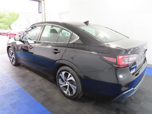 Crystal Black Silica 2021 Subaru Legacy Premium