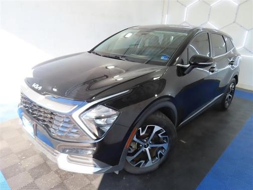 Black 2023 Kia Sportage EX
