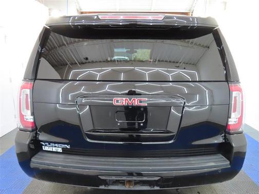 Black 2018 GMC Yukon SLE