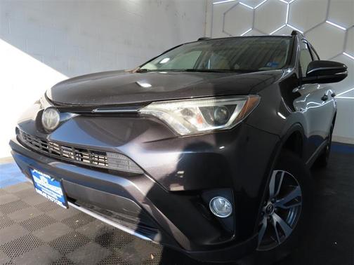 Gray 2018 Toyota RAV4 XLE