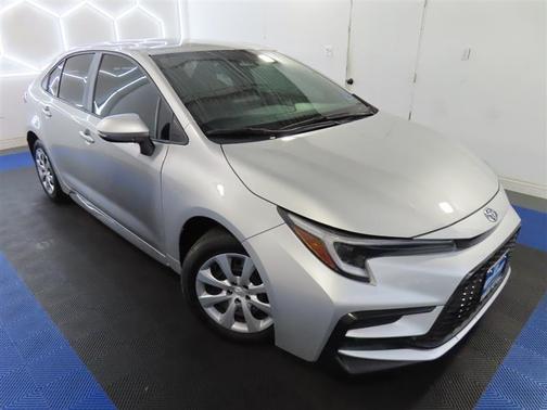 Silver 2024 Toyota Corolla SE
