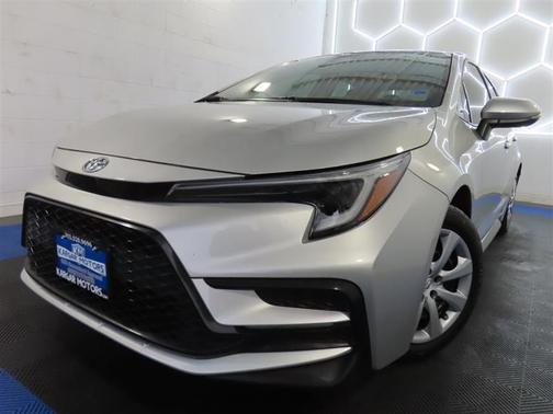 Silver 2024 Toyota Corolla SE