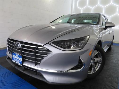 Silver 2023 Hyundai SONATA SE