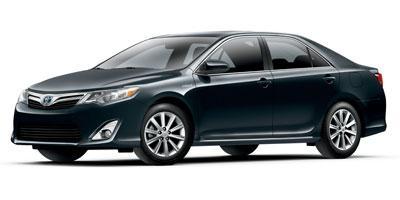 Green 2012 Toyota Camry Hybrid XLE/LE