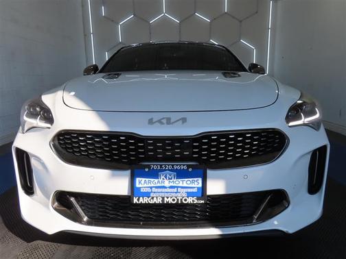 White 2022 Kia Stinger GT2