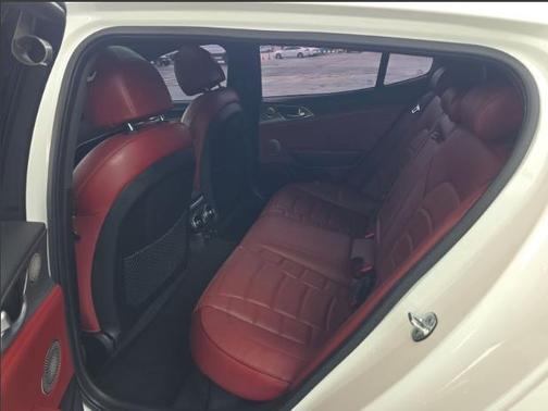 White 2022 Kia Stinger GT2