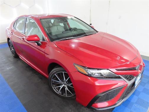 Red 2024 Toyota Camry SE