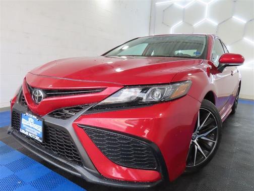 Red 2024 Toyota Camry SE