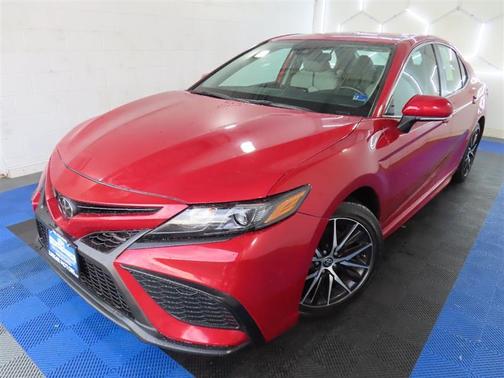 Red 2024 Toyota Camry SE
