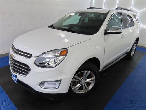 White 2016 Chevrolet Equinox LT