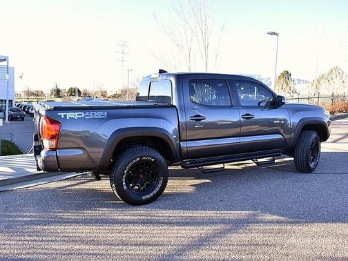 2017 Toyota Tacoma SR