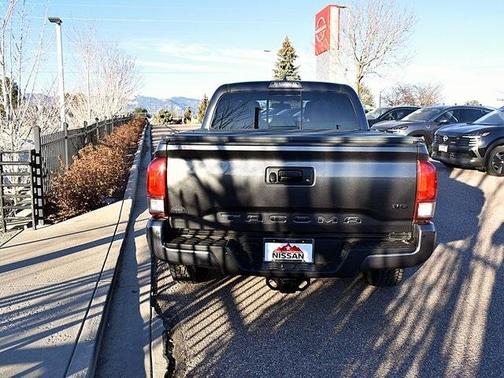 2017 Toyota Tacoma SR