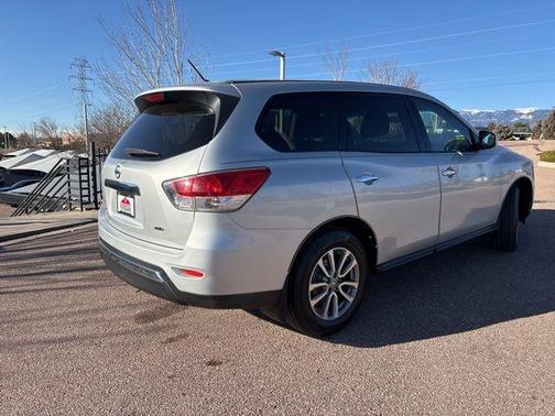 2014 Nissan Pathfinder S