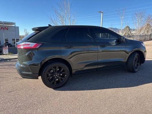 2024 Ford Edge SE