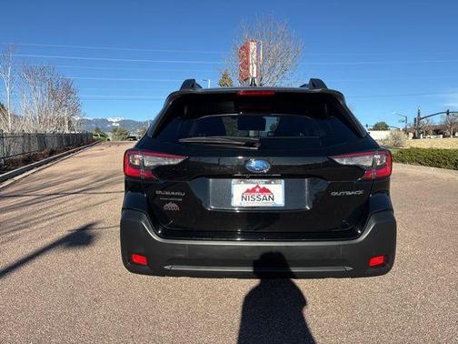 2023 Subaru Outback Premium