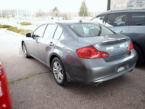 2011 INFINITI G25x Base