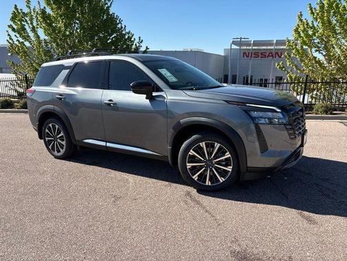 Gun Metallic 2026 Nissan Pathfinder Platinum
