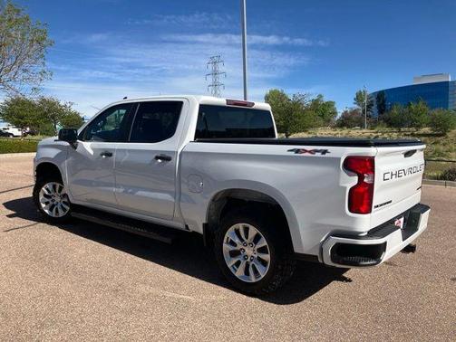 Summit White 2021 Chevrolet Silverado 1500 Custom