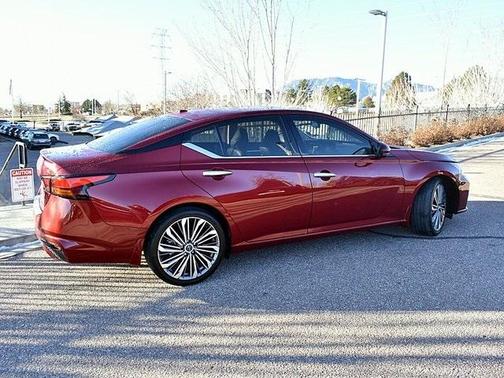 2023 Nissan Altima 2.5 SL