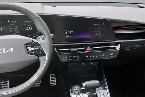 Steel Gray 2024 Kia Niro SX Touring