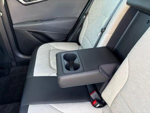 Steel Gray 2024 Kia Niro SX Touring
