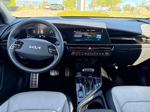 Steel Gray 2024 Kia Niro SX Touring