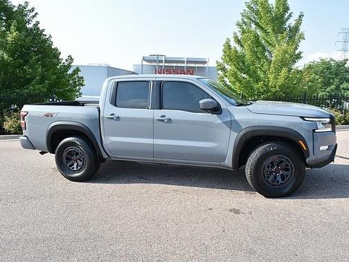 2022 Nissan Frontier PRO-4X