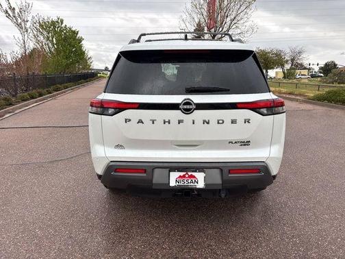 Everest White P 2026 Nissan Pathfinder Platinum