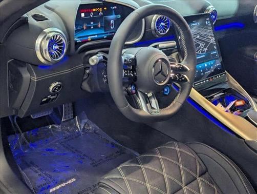 2025 Mercedes-Benz AMG SL 63 Base