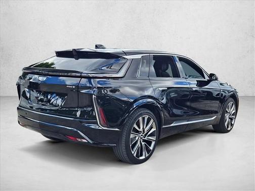 2023 Cadillac LYRIQ Luxury