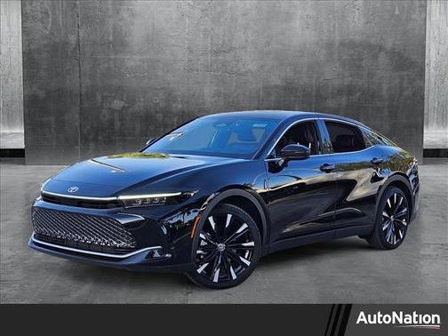 2025 Toyota Crown Platinum