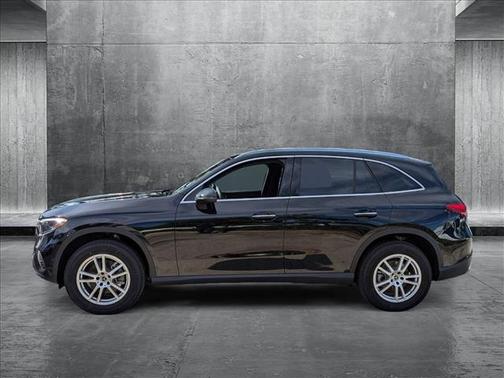 2025 Mercedes-Benz GLC 300 Base