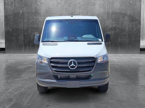 2025 Mercedes-Benz Sprinter 2500 Standard Roof