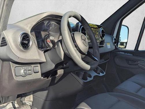 2026 Mercedes-Benz Sprinter 2500 High Roof