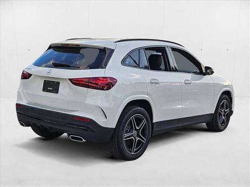 2025 Mercedes-Benz GLA 250 4MATIC