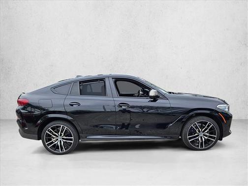 2021 BMW X6 M50i