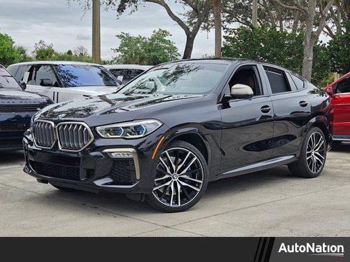 2021 BMW X6 M50i