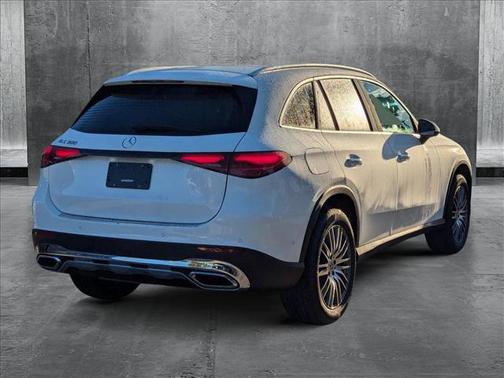 2025 Mercedes-Benz GLC 300 Base