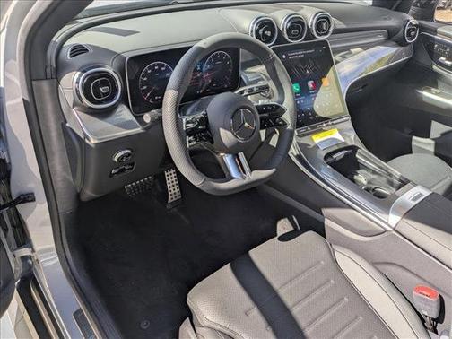 2026 Mercedes-Benz GLC 300 Base