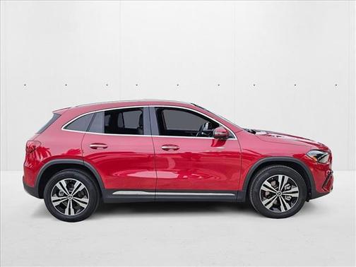 2025 Mercedes-Benz GLA 250 4MATIC