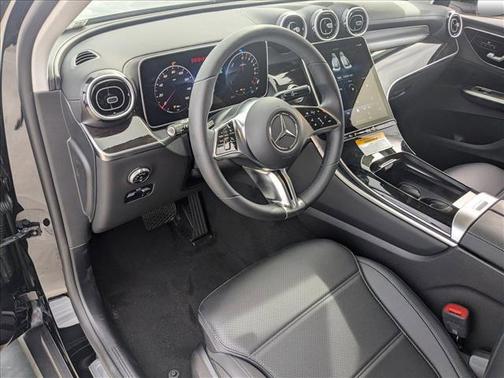 2025 Mercedes-Benz GLC 350e Base