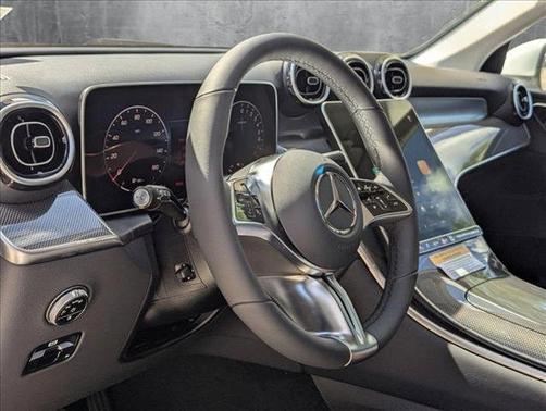 2025 Mercedes-Benz GLC 350e Base