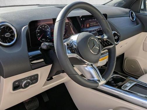 2026 Mercedes-Benz GLA 250 4MATIC