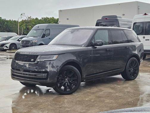 2023 Land Rover Range Rover P400 SE