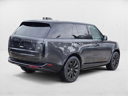 2023 Land Rover Range Rover P400 SE